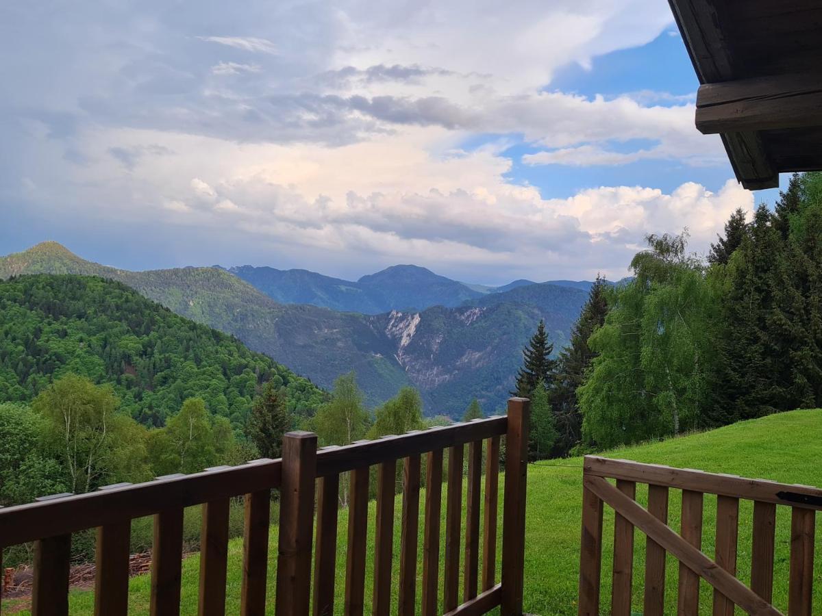 Chalet Chapeau Rar Castel Condino Экстерьер фото